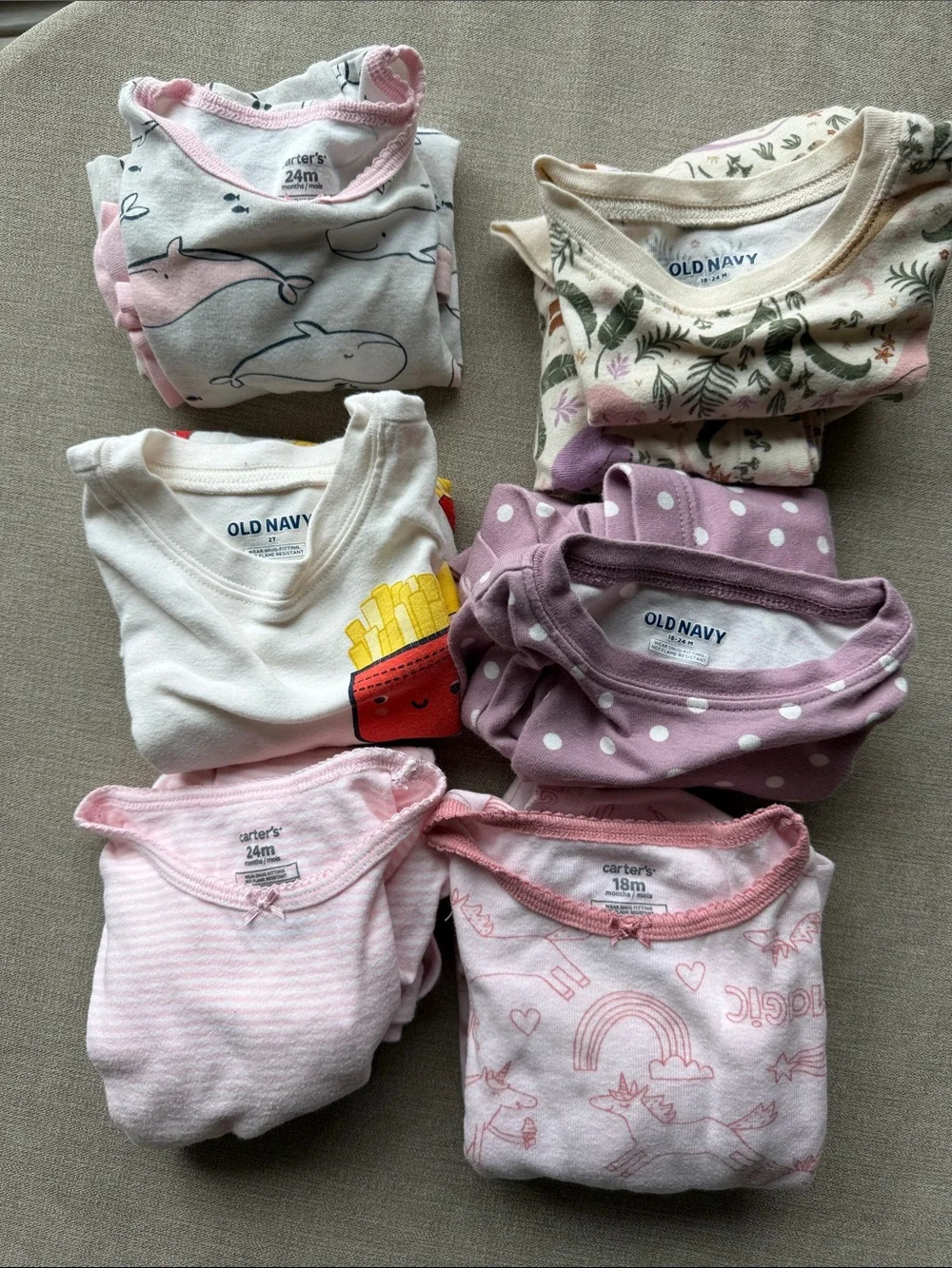 (6) piece pj bundle - 3 Old Navy 3 Carters